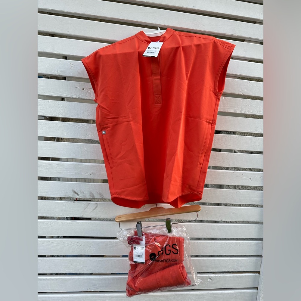 Figs Sunset Orange Set - XXS Top, XXS Bottom